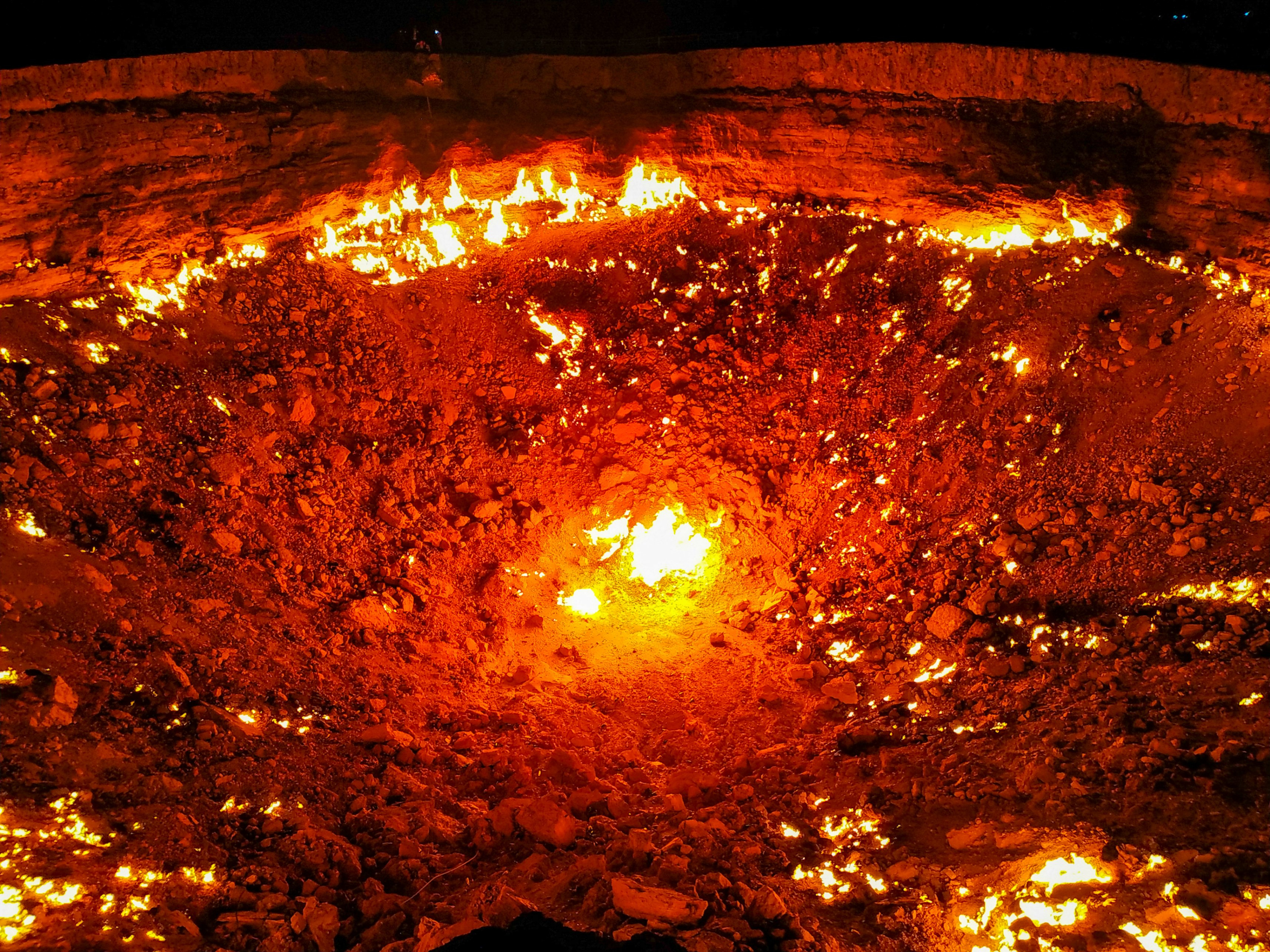 Darvaza gas crater